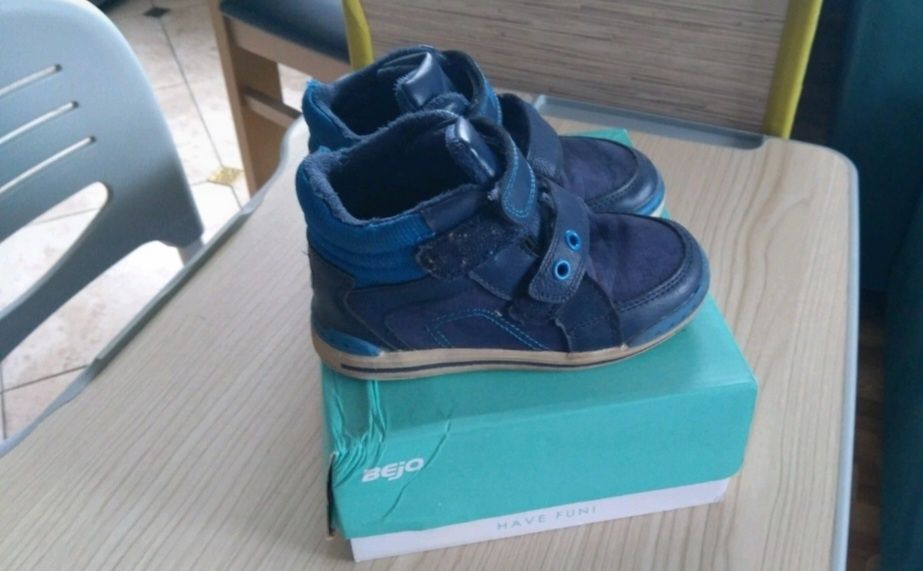 Buty Bejo Salla Kids rozmiar 27, wkładka ok 16,5 cm