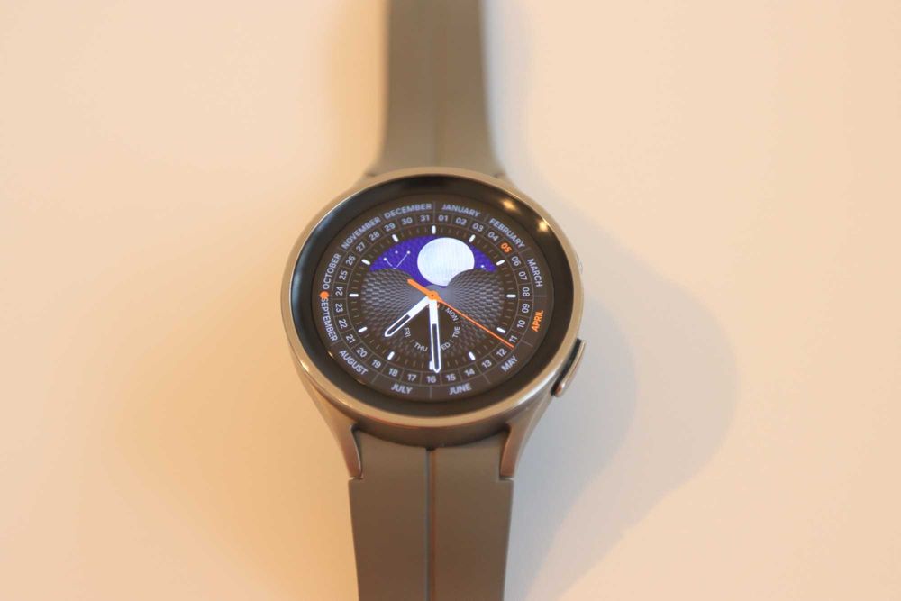 Samsung Galaxy Smartwatch Pro 5 LTE/4G 45mm Titânio
