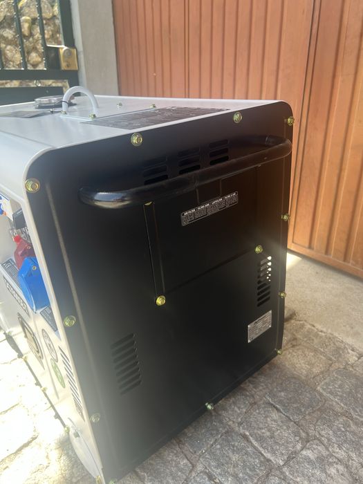 ITC POWER DG7800SE-T – Gerador Diesel Insonorizado Trifásico/Monofásico 7,9 kVA – 400/230 V