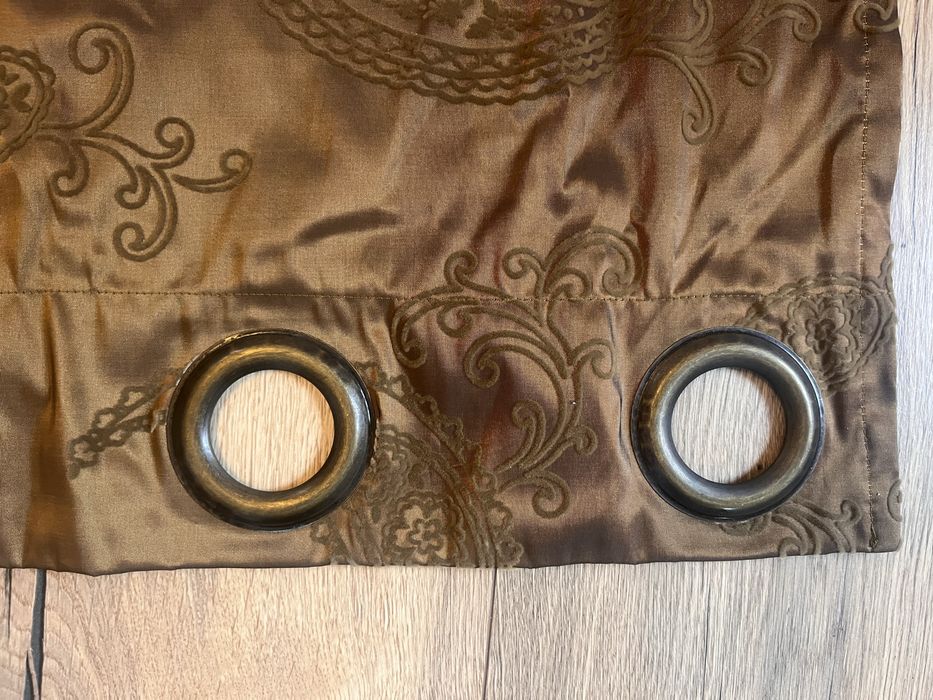 Cortinado Castanho Padrao Paisley Gato Preto