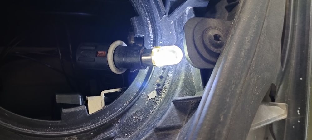 9+8 Lâmpada led H6W