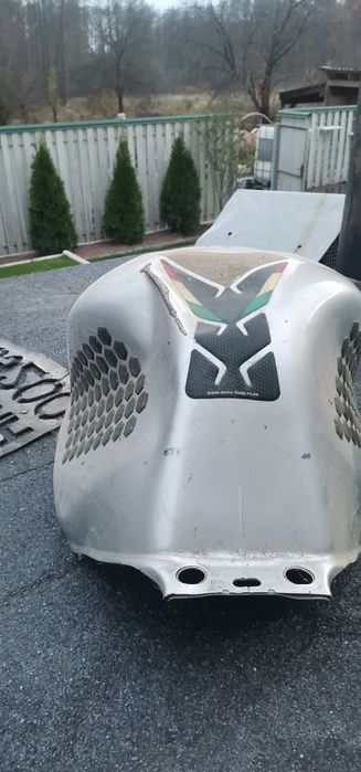 Бензобак CBR 600 F4i