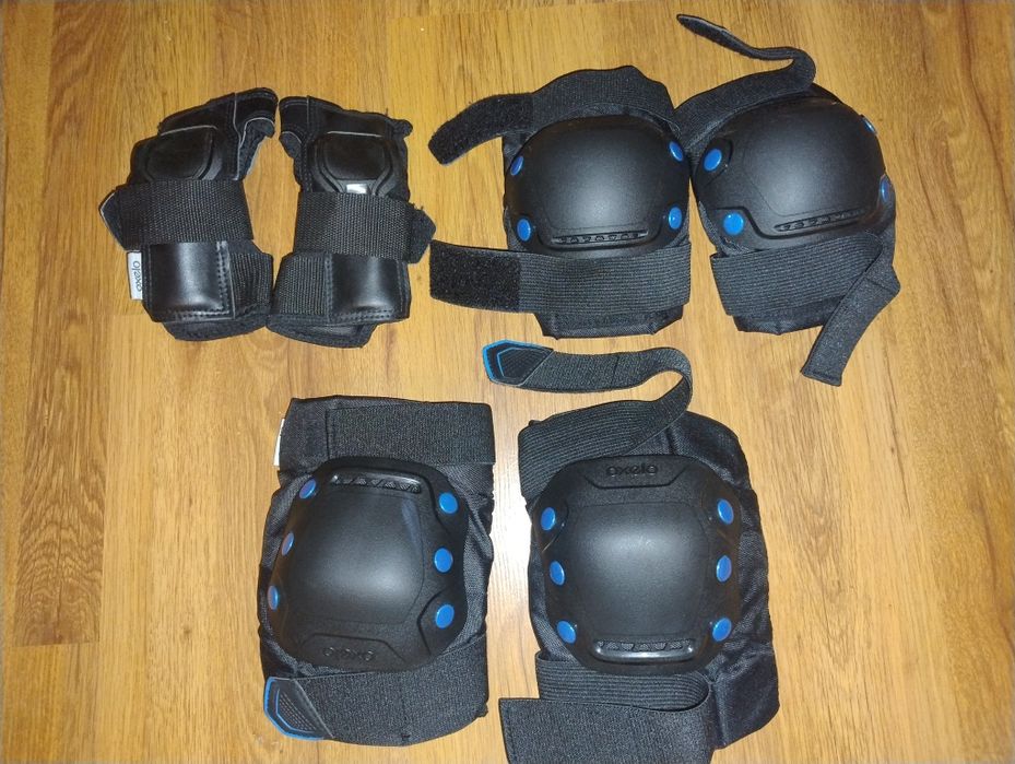 Zestaw Oxelo - wrotki, kask +ochraniacze