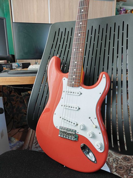 【出品7/19（土）まで！】FenderJapan Stratocaster Made in Japan Limited Stratocaster® Blue Flower – Fender