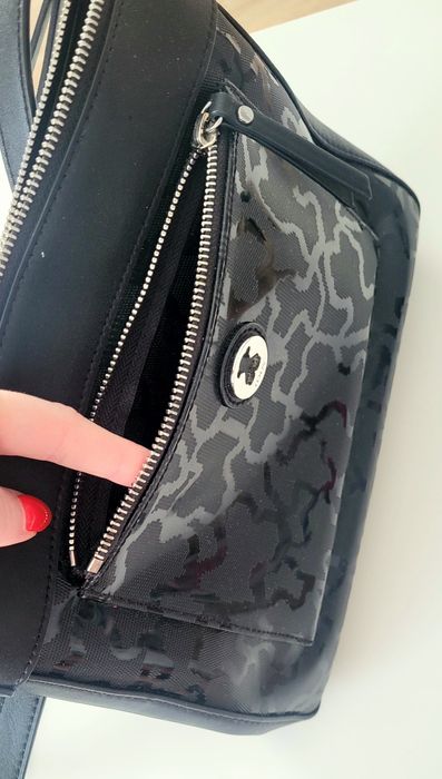 Torebka na ramię czarna  TOUS