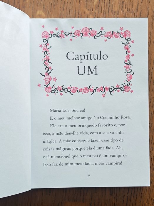 Livro Maria Lua "É tão bom acampar"