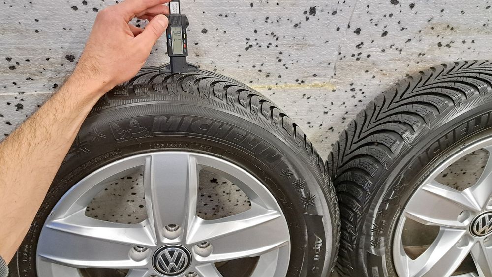 Alufelgi Vw  5x112  15 195/65 Zimowe ET43 6J  Audi A4 Passat B8 B5