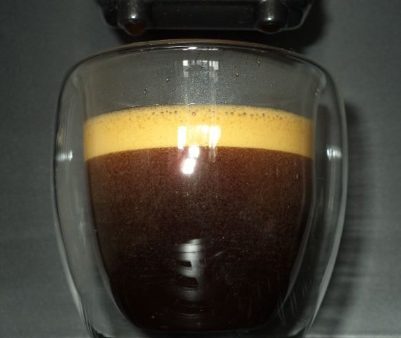 Кава в зернах 100% ROYAL BLEND з 4-х відбірних сортів арабік. Кофе