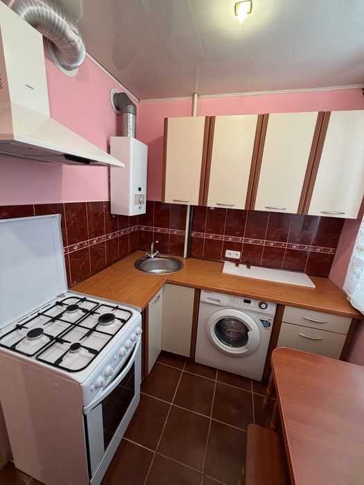 ПРОДАЮ затишна 2к квартира пр.СЛОБОЖАНСЬКИЙ Правда-кіно ГАЗ! Є ВІДЕО