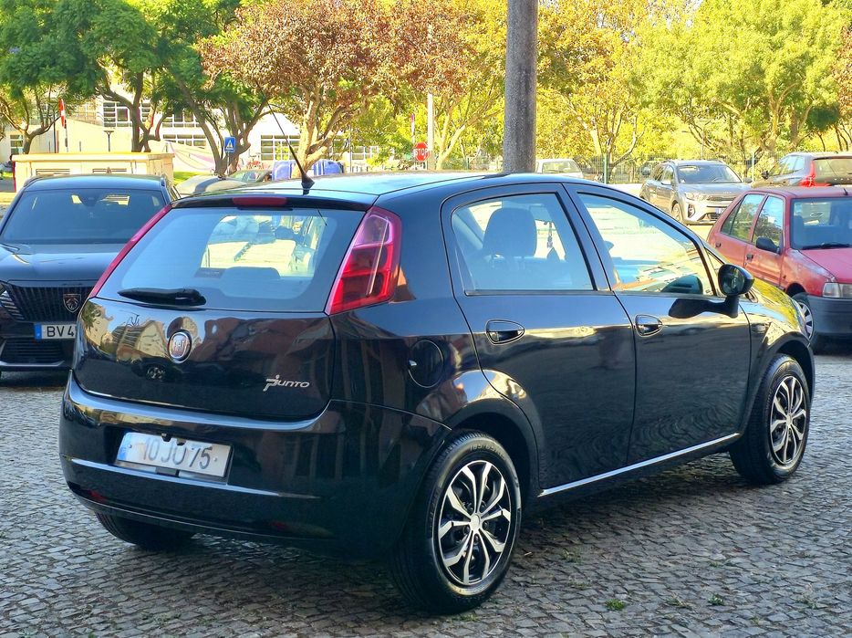 Fiat Grand Punto 1.2 gasolina ano 2010