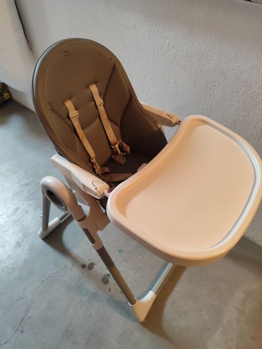 Cadeira de alimentação
