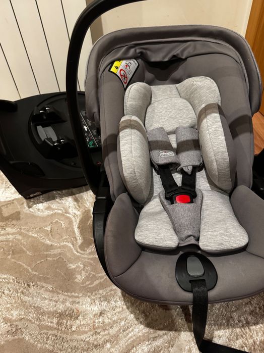 Chicco First Seat Recline i-Size + Base Full 360 Isofix