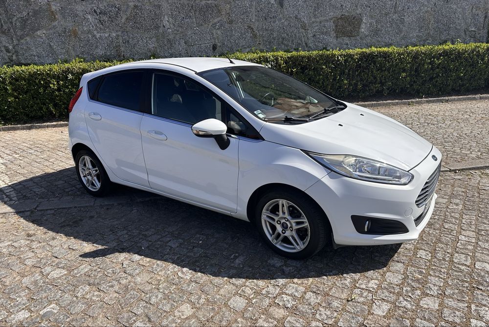 Ford Fiesta Titanium 1.0 Gasolina 100cv