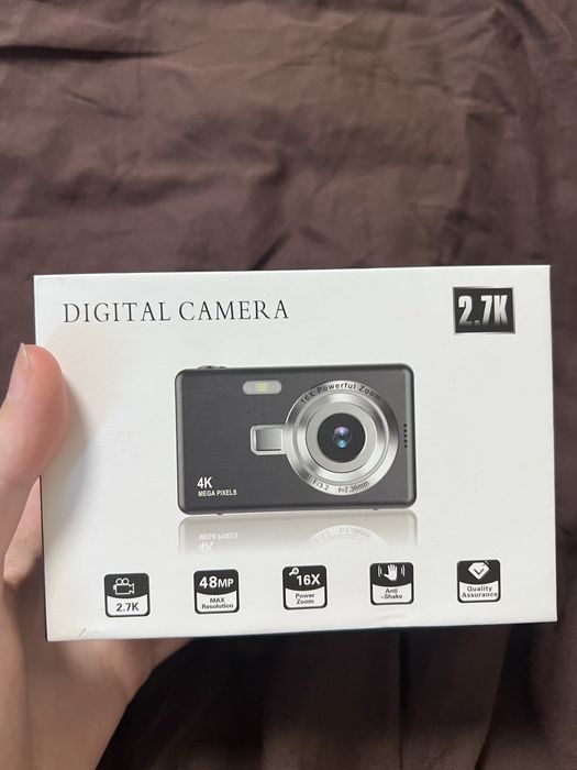 Нова цифрова камера 4K Q12 (Вінтажний ретро фотоапарат) + Карта 32GB