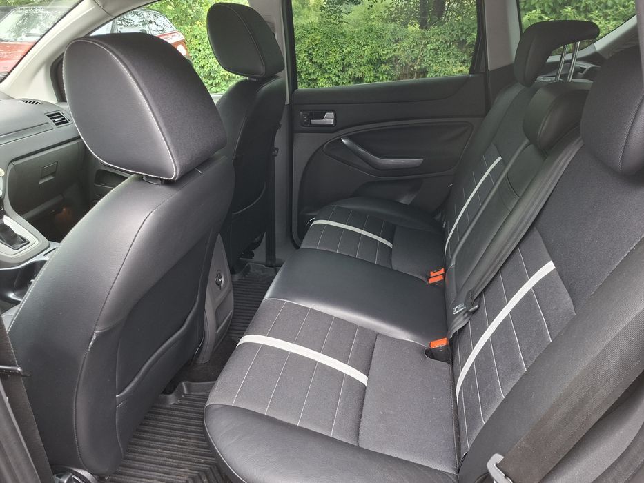 Ford Kuga 2.0 tdci  4x4  automat stan bdb  możliwość  zamiany