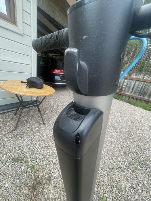 Hulajnoga elektryczna BLAUPUNKT ESC808 czarna