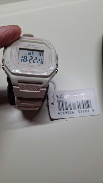 Часы наручные CASIO.