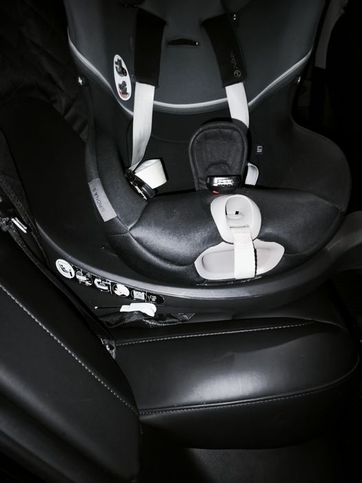Cadeira 360° Cybex Sirona S