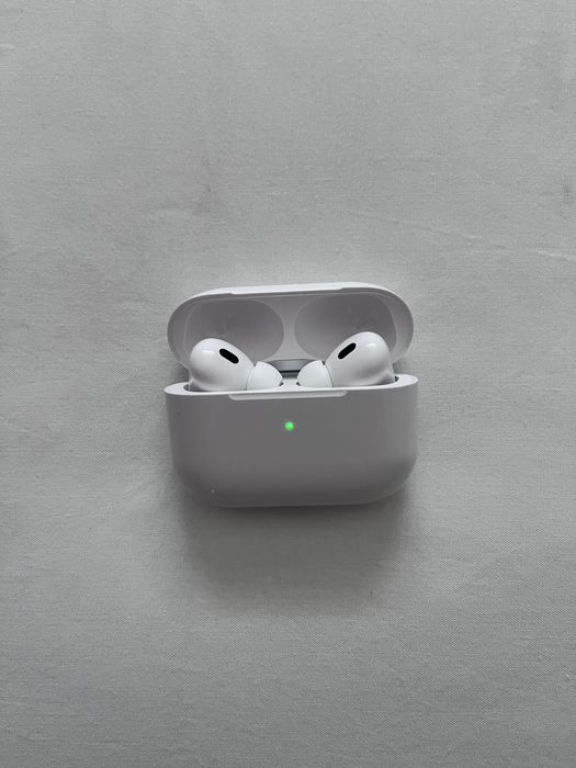 AirPods Pro (2nd generation) fechado
