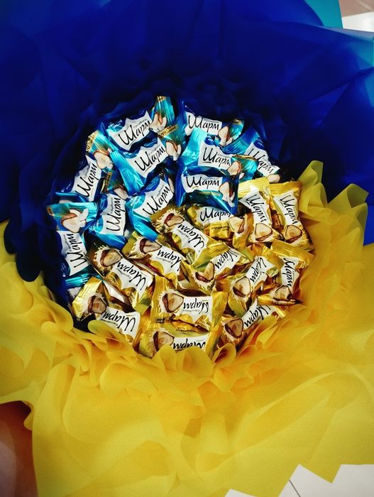 Солодкі букети з цукерок