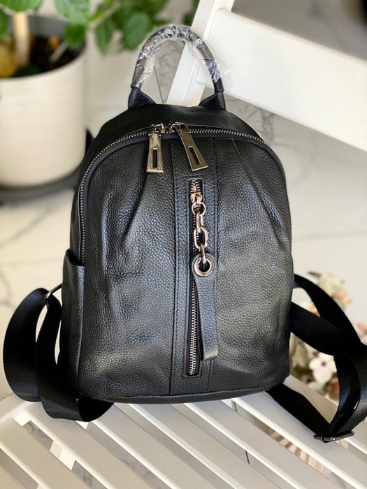 Шкіряний рюкзак чорний