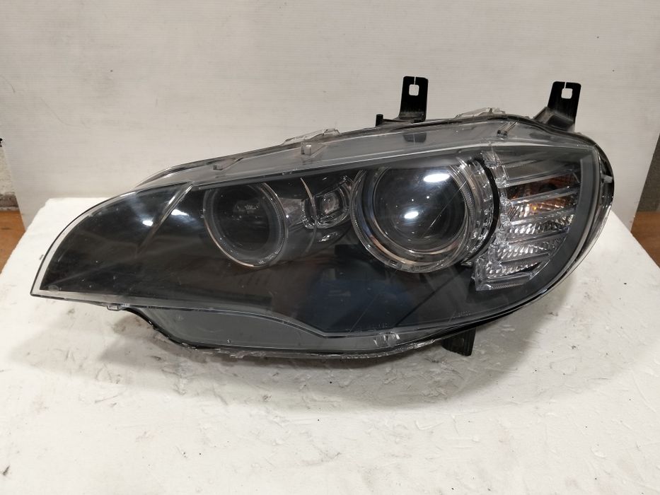 Ótica BMW x6 bi-xenon ref. 1ZS009645-01/AH