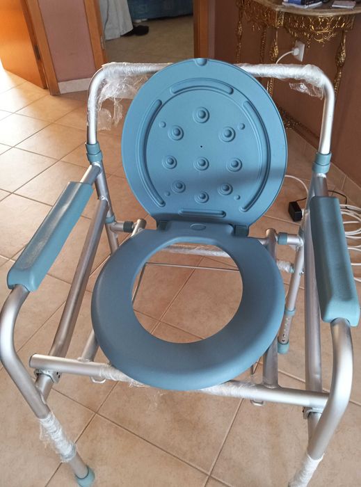 Cadeira WC e Banho Alumínio Seminovo