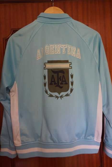 Vários Casacos. Tamanhos S e M. (Portes incluídos)