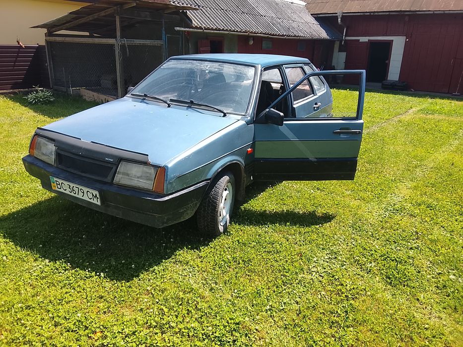 Продам машину ваз 2109