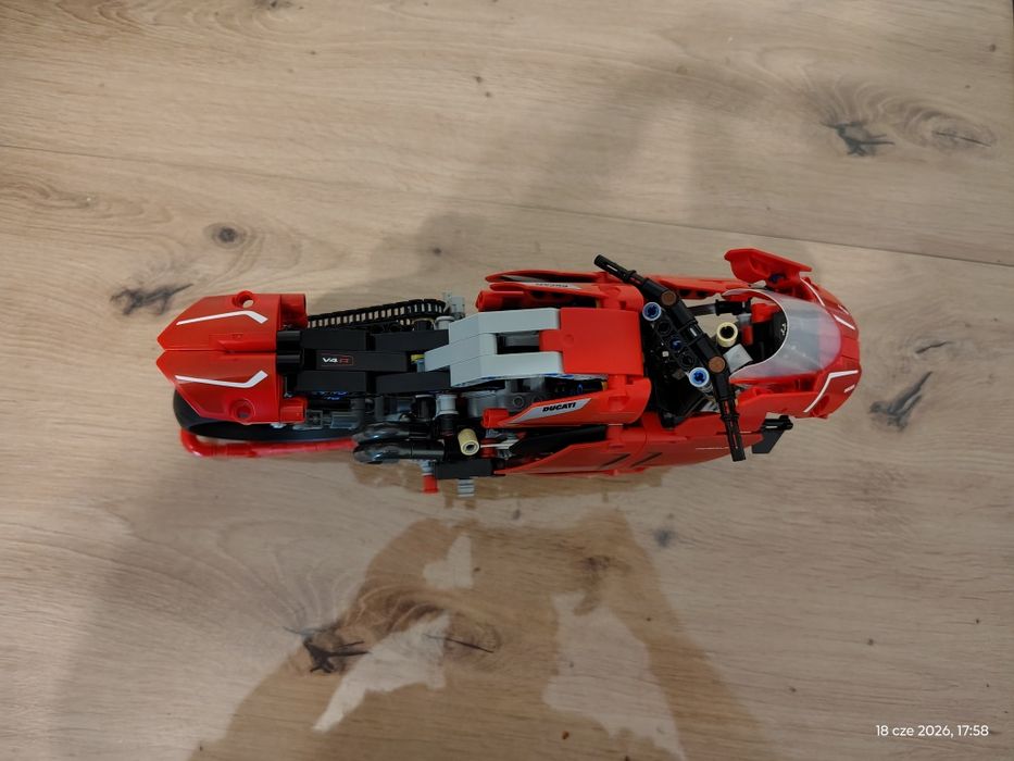 Lego 42107 Technic Ducati Panigale V4