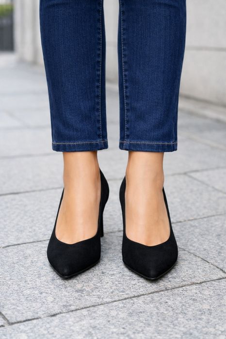 Sapatos de Salto Agulha em Camurça Preta Elegante - H & M - Tamanho 37
