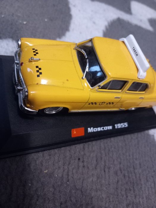 Stara taksówka do kolekcjonowania