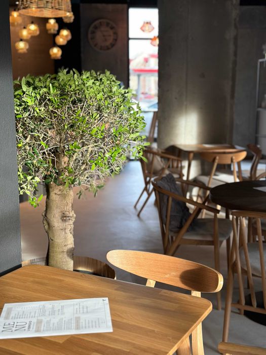 Sprzedam działającą restaurację śniadania, lunche Kraków