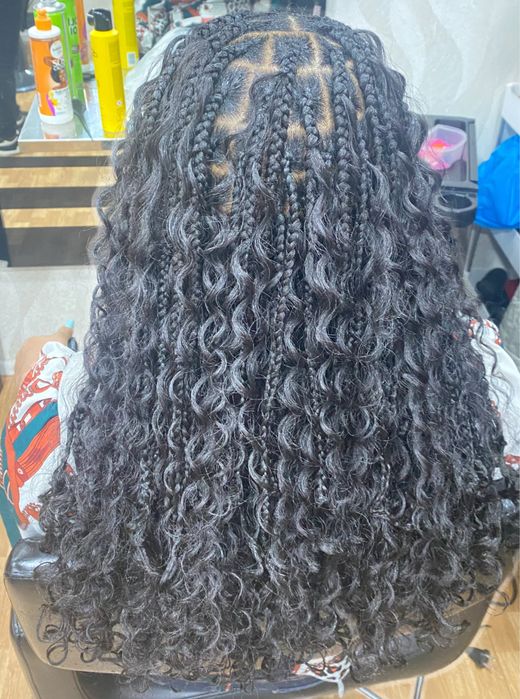 Vendas e tranças de cabelo  Africano