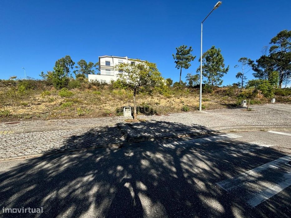 Lote de terreno  para  construção de Moradia Geminada