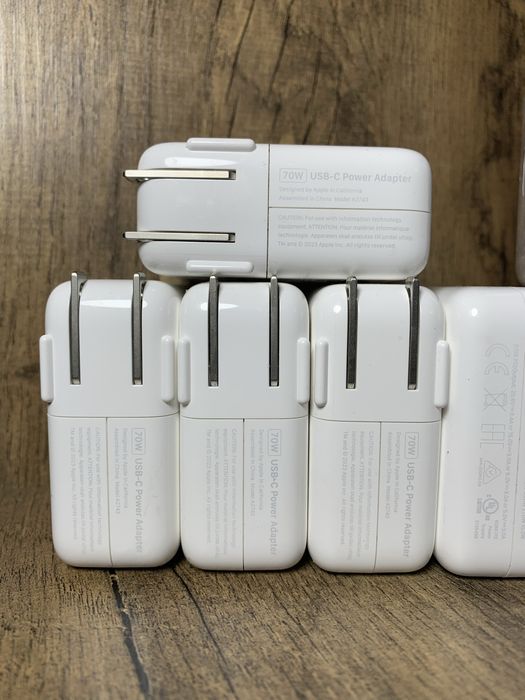 Apple USB-C 70w Оригінальна зарядка Macbook блок живлення A2743