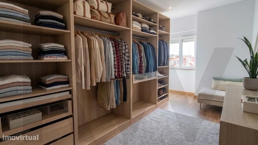Apartamento T3 Remodelado | Estacionamento privativo | Centro da vila