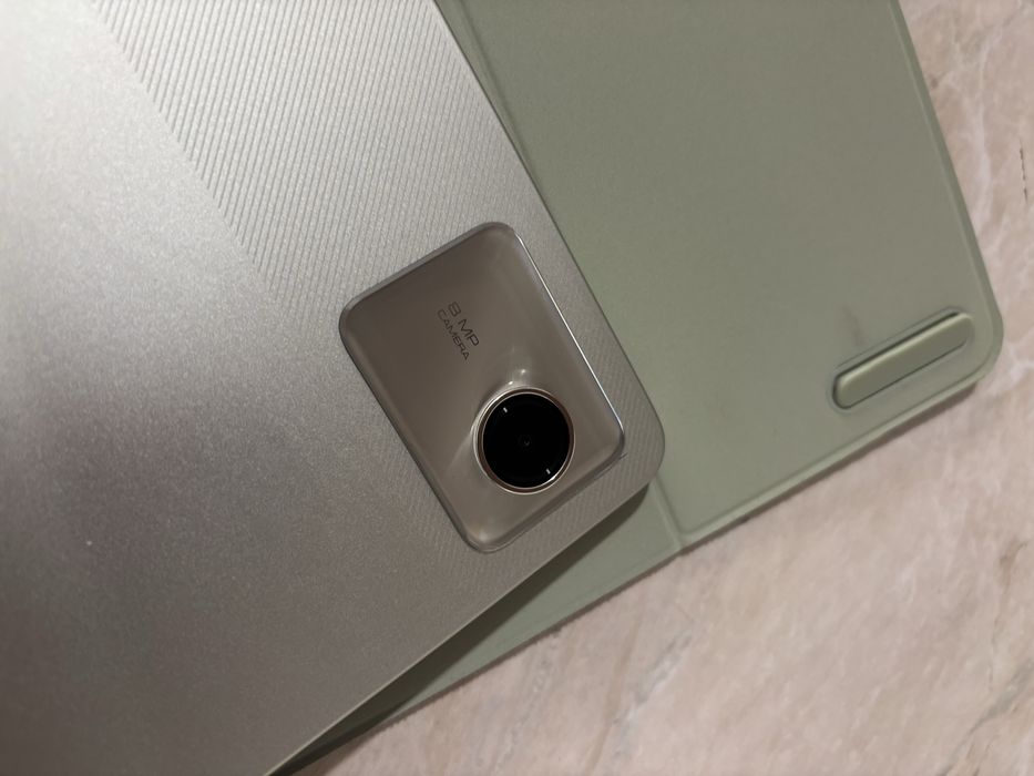 продам планшет Lenovo Tab M11