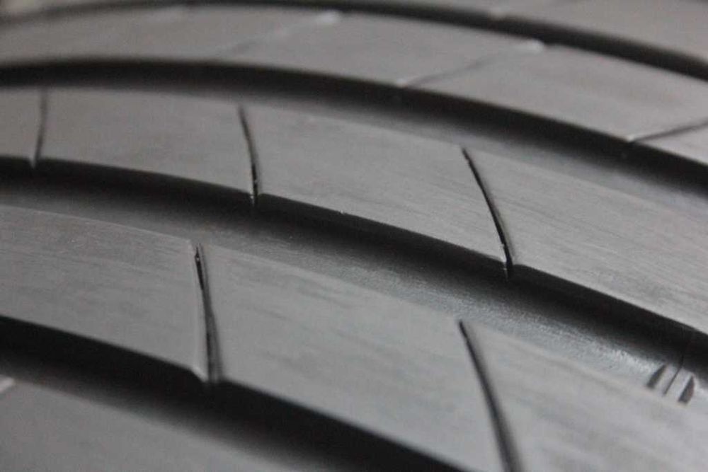 255/35/19 Bridgestone Turanza T005 255/35 R19 96Y XL RSC RunFlat 23r