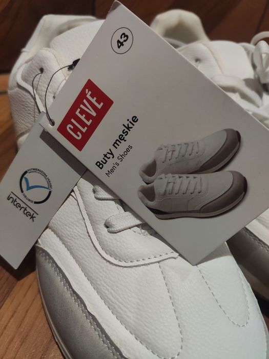 Buty męskie adidasy firmy Cleve r 43