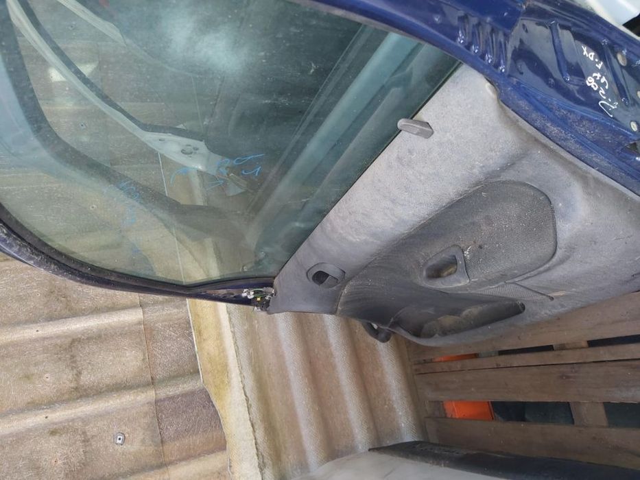 Porta Frente Direita Peugeot 206 Completa