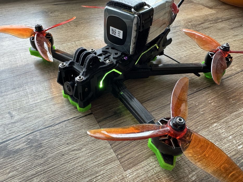 FPV дрон Iflight nazgul evoqu 5"