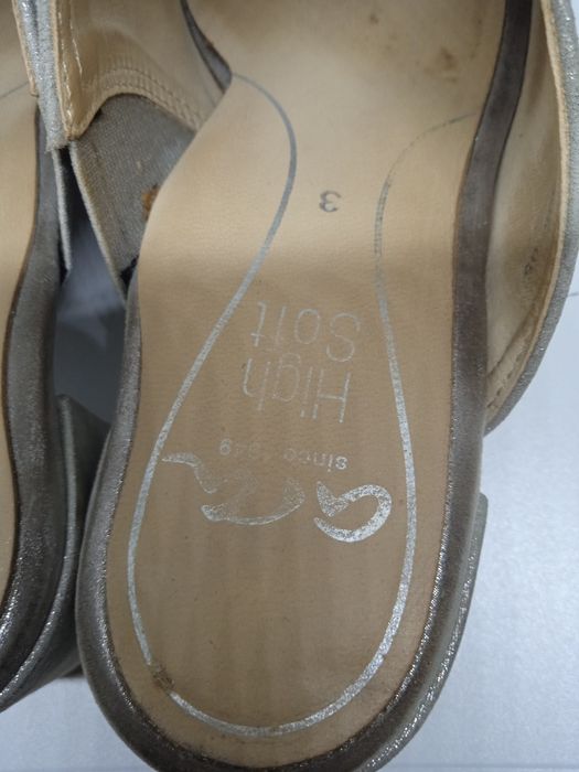 Klapki ryłko skórzane Ara eleganckie na obcasie rozmiar 36