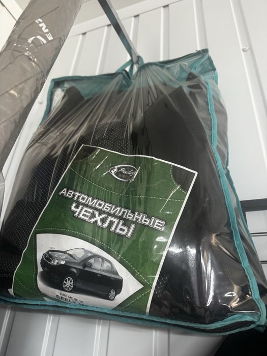 Чохли на авто geely mk
