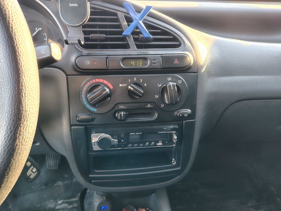 Продам Део Сенс у відмінному технічному стані