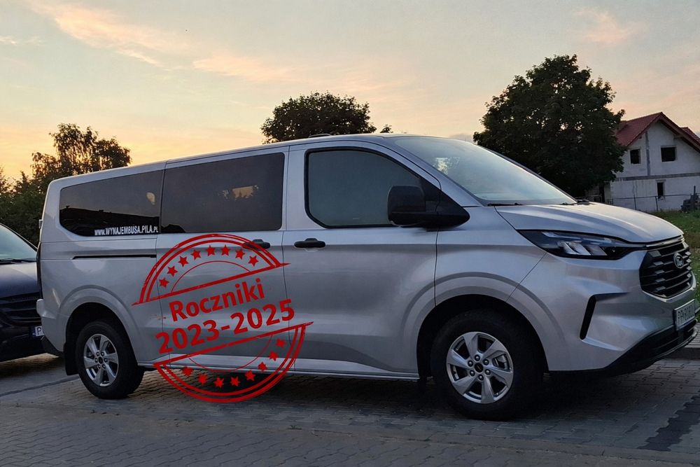 Wynajem busa osobowego-wypożyczalnia busów Fordy Custom 8-9 os