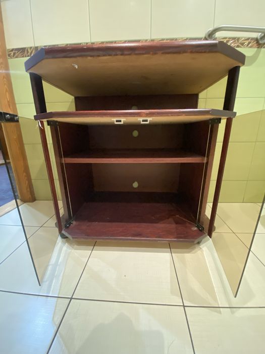 Szafka pod telewozor