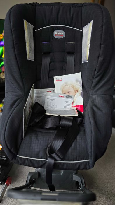 Cadeira auto Britax Romer Volvo com base Isofix incluida