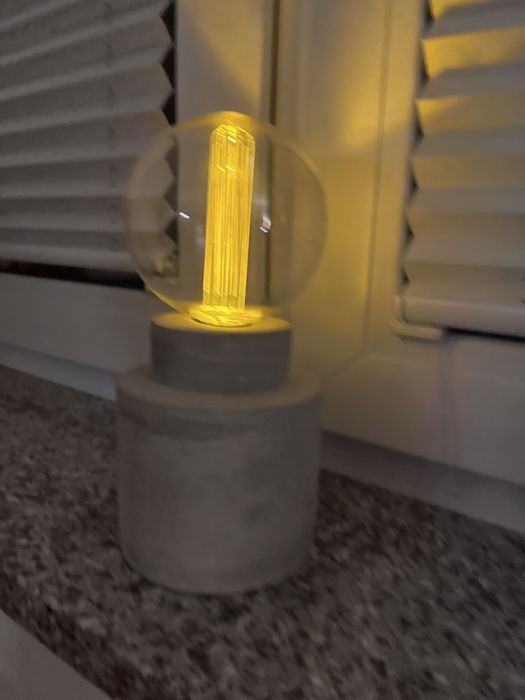 Lampka szary beton loft industrialna westwing h&m zara home