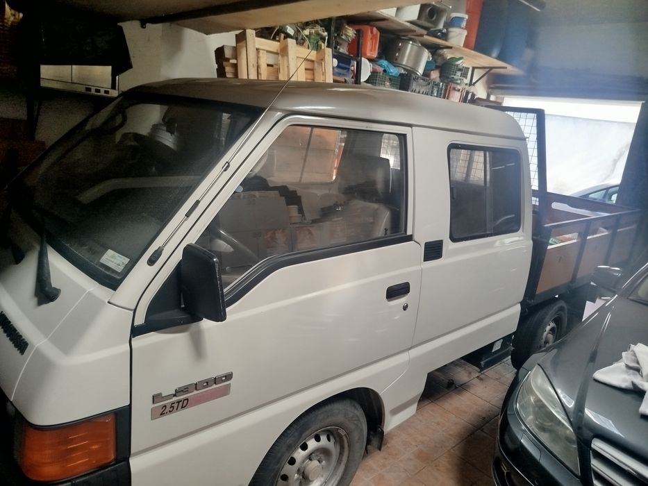 Mitsubishi L300 6 lugares caixa aberta